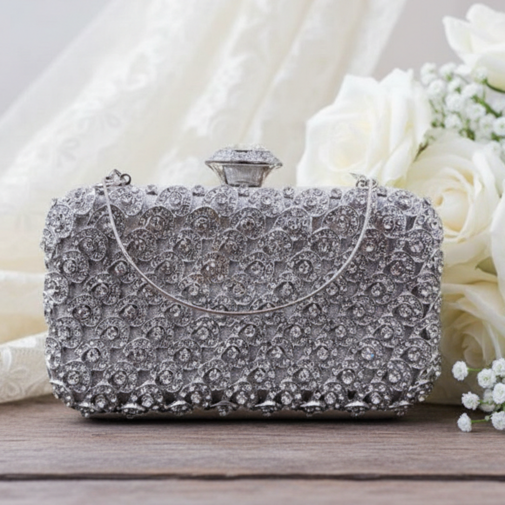 Pochette Bijou – Sac de Soirée Élégant en Or ou Argent C'est