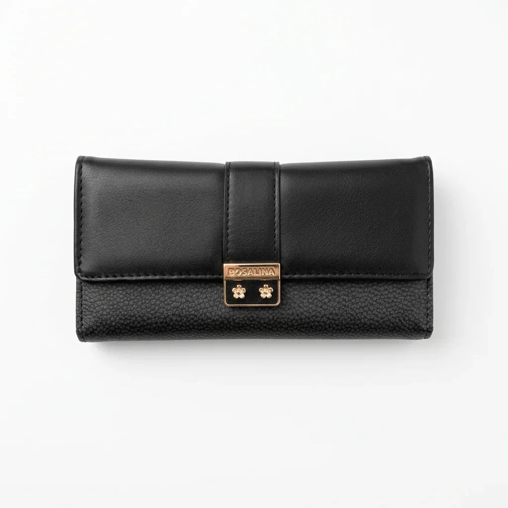 Portefeuille noir élégant en cuir avec fermoir doré de la marque C'est Elle