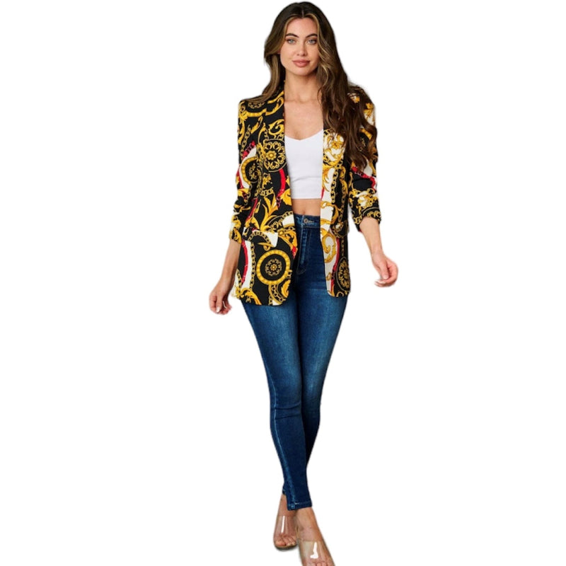 Belle et polyvalente, cette veste blazer multi imprimé pour femme ajoute une touche de glamour à n'importe quelle tenue. Avec sa couleur noir, or et multi, elle offre une variété d'options pour un look unique. Fabriquée avec des matériaux de qualité, elle est idéale pour les occasions spéciales ou pour une touche d'élégance au quotidien.