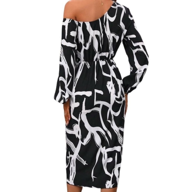 Robe noire et blanche