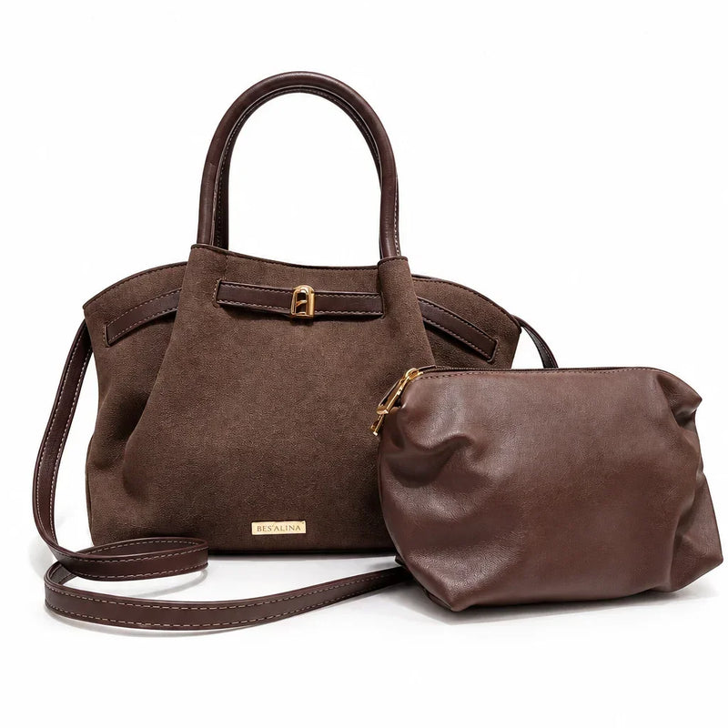 Sac fourre-tout bandoulière marron en daim avec pochette assortie de C'est Elle